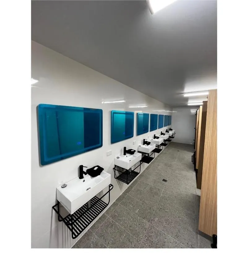 Capsuleaccom Hostel ゴールドコースト
