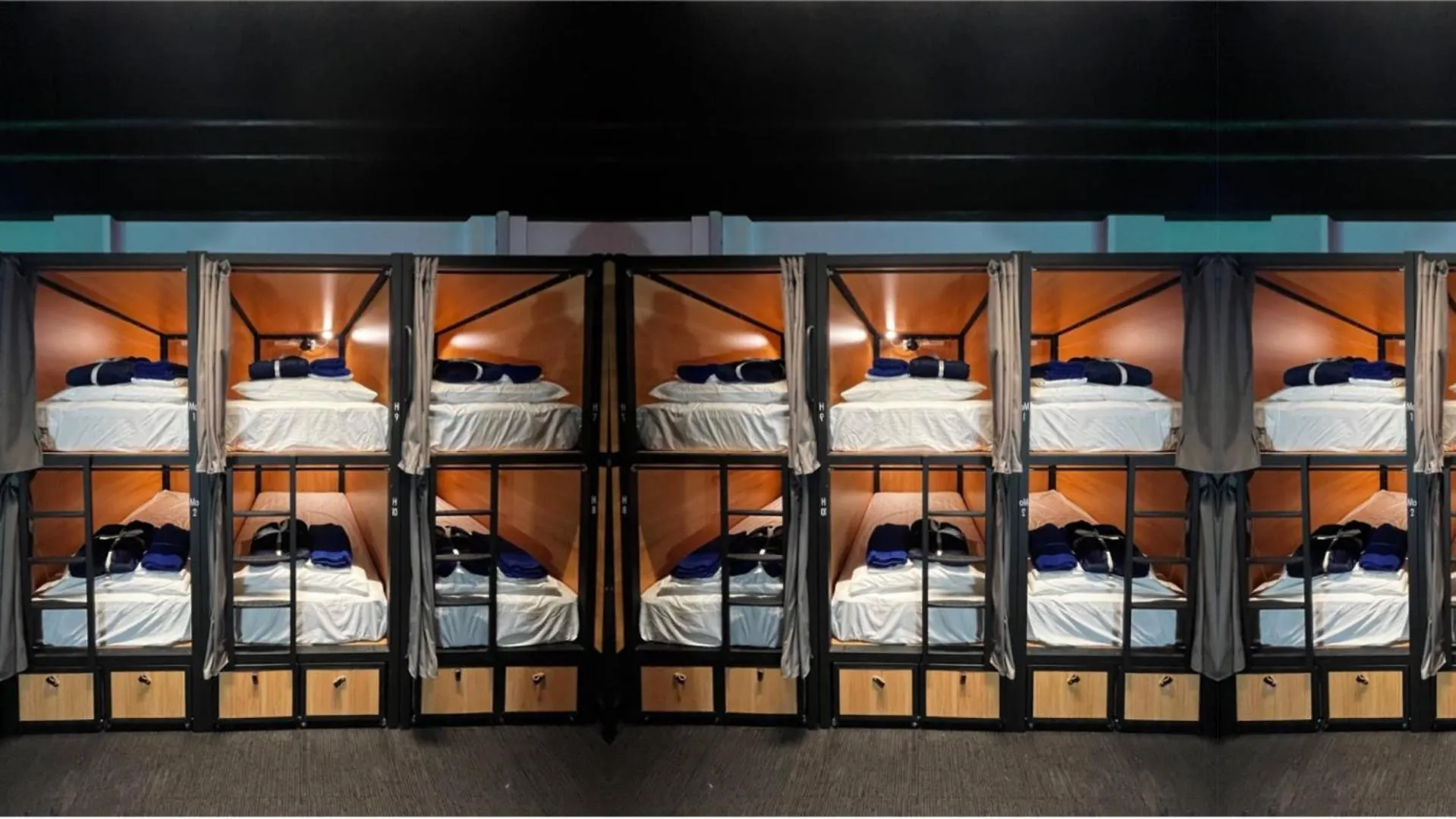 Capsuleaccom Hostel ゴールドコースト